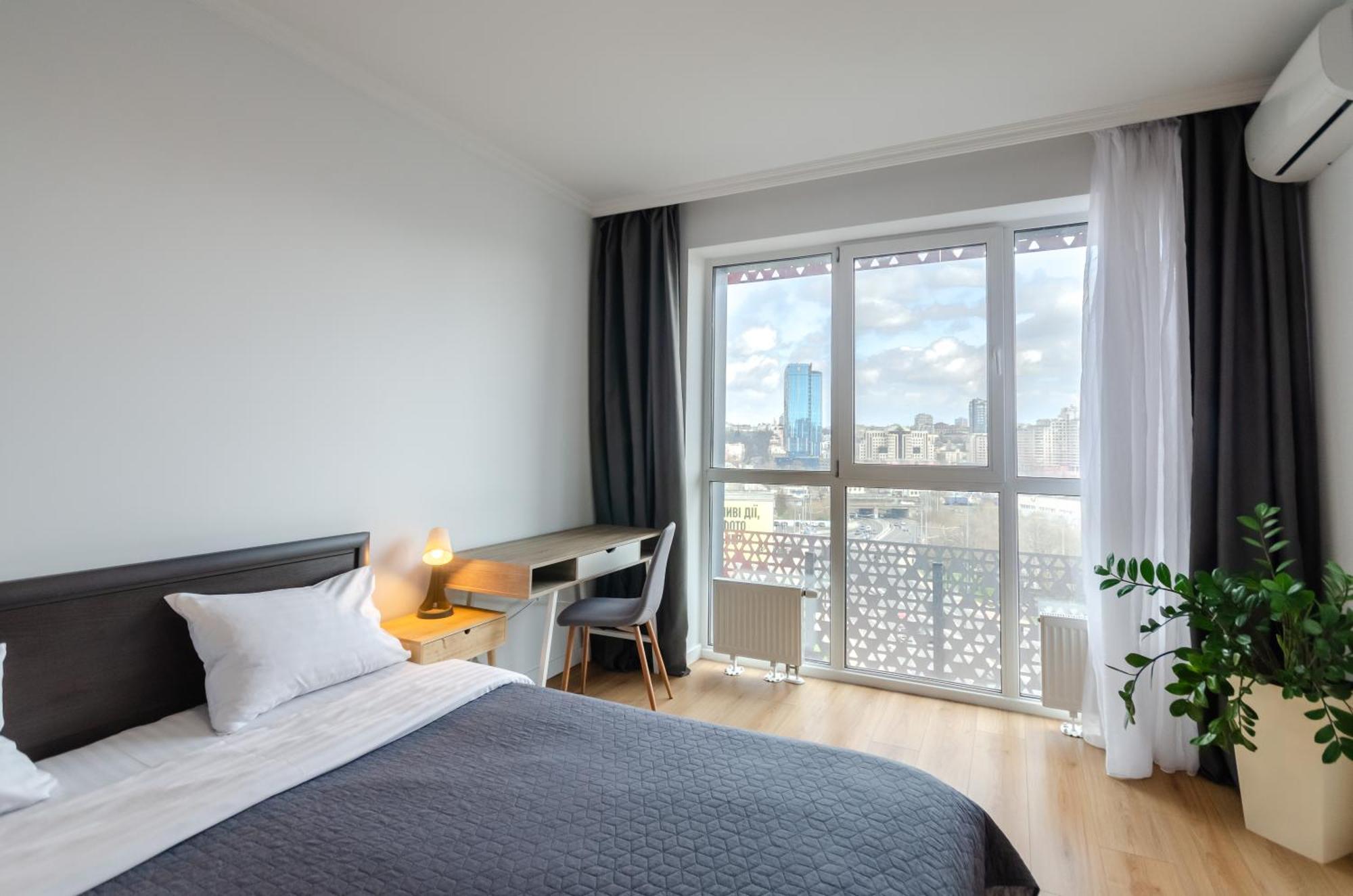 Petrovdom 7-27 In Rc Kvartet Cozy Apartment Nearby With Central Railway Station Kyiv Exterior photo
