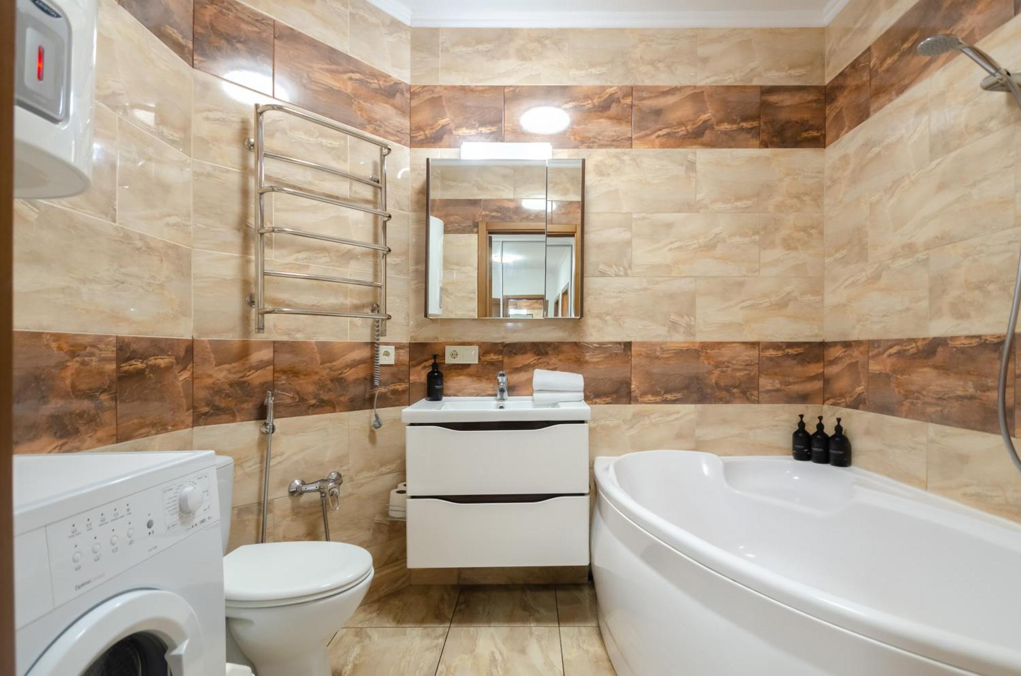 Petrovdom 7-27 In Rc Kvartet Cozy Apartment Nearby With Central Railway Station Kyiv Exterior photo