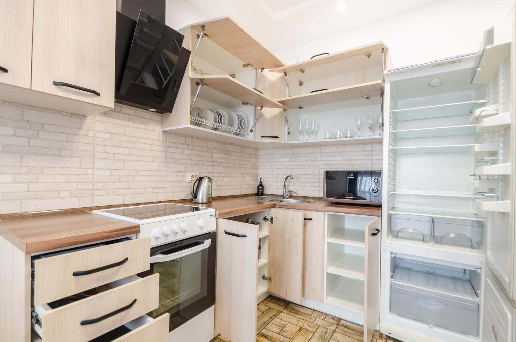 Petrovdom 7-27 In Rc Kvartet Cozy Apartment Nearby With Central Railway Station Kyiv Exterior photo
